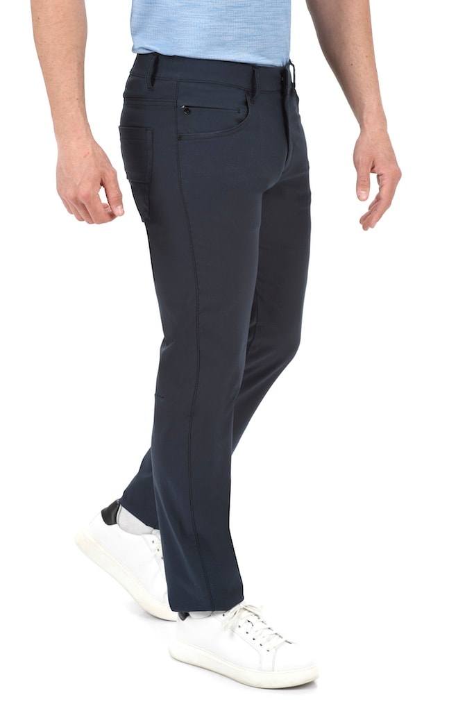 Woven & technical bottoms fabric detail